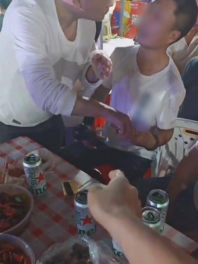 NCAA比分
_蚌埠龙虾节被曝有“点歌刺客”NCAA比分
,当地多部门介入调查