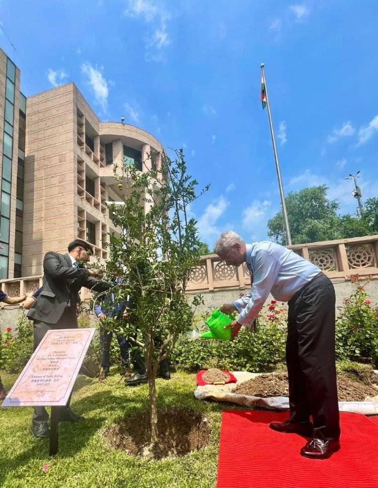 皇冠信用盘代理注册_叫中国名字皇冠信用盘代理注册,娶日本妻子,5年没见的印度外长来了