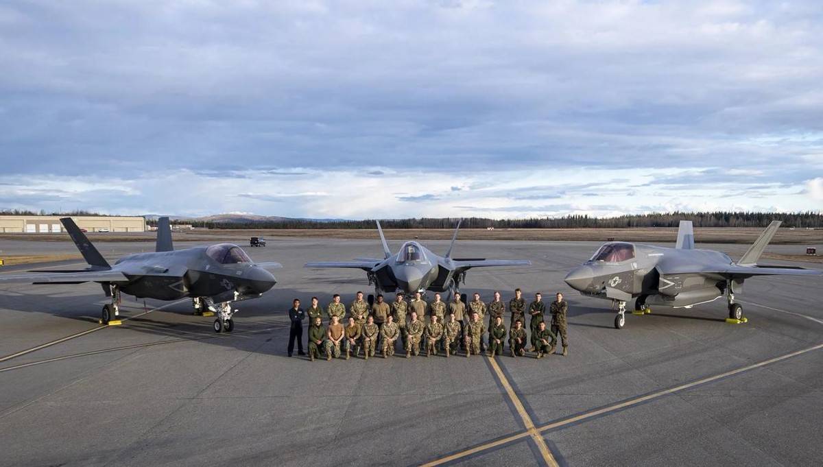 皇冠信用網账号申请_中国去年引进80架战机皇冠信用網账号申请，其中五代战斗机仅有30架？两年后将超100架？