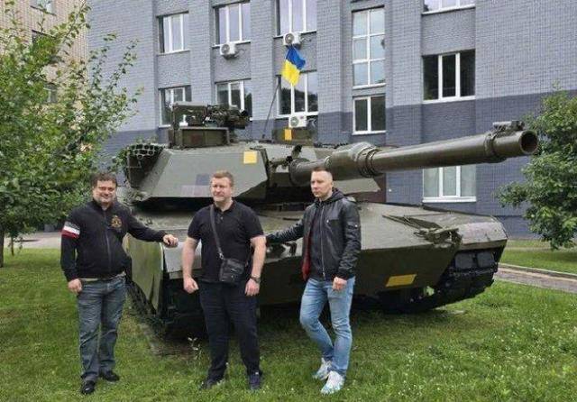 皇冠信用网平台出租_6国雇佣军到齐皇冠信用网平台出租，俄终于弄明白，攻不下基辅的原因，3万朝军已就位