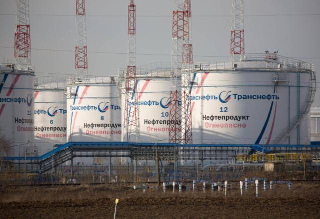 皇冠体育App下载_乌克兰:中国买石油只能2选1!特朗普亮关税新招皇冠体育App下载,要和中国硬碰硬