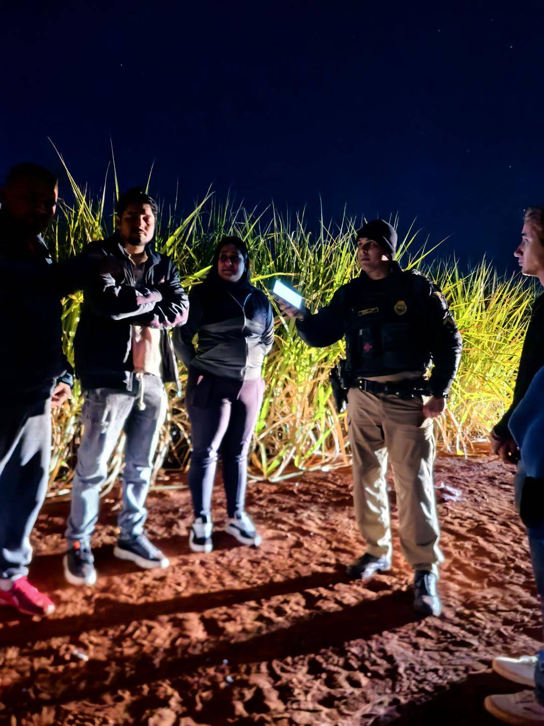 皇冠信用网会员注册_中国女游客巴西乘坐夜间大巴遭劫：戴着黑面罩、穿着防弹衣皇冠信用网会员注册，用枪指着我大声嚷嚷