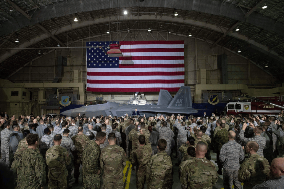 皇冠信用網怎么租_特朗普约普京入军营皇冠信用網怎么租，“空军一号”直飞阿拉斯加