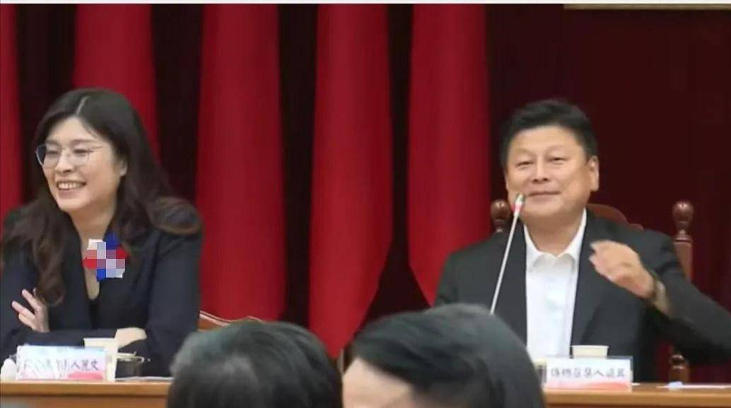 皇冠信用網最高占成
_国民党爆发“大地震”皇冠信用網最高占成
,朱立伦将率211人集体辞职,剑指郑丽文?