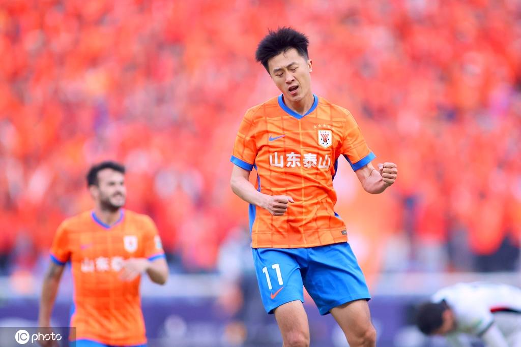 丹麦超级联赛_领头羊刹车丹麦超级联赛！中超-卡扎伊什维利双响刘洋建功 泰山3-1逆转海港