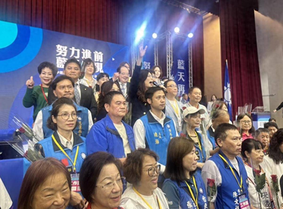 皇冠信用网账号注册
_国民党主席位置坐稳皇冠信用网账号注册
，郑丽文摊牌了：两岸不回归和平，其他是侈谈