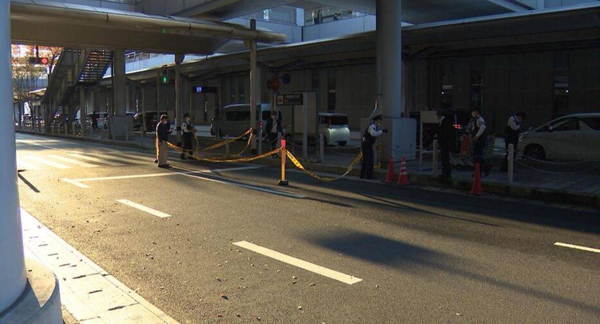 皇冠信用网结算日
_中国一男子与母亲到日本旅游皇冠信用网结算日
，在航站楼坠落不幸身亡