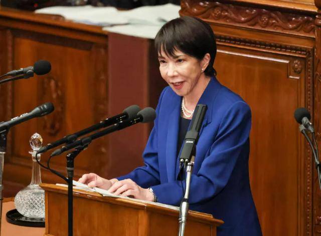 皇冠信用网会员
_和中方通话后皇冠信用网会员
，特朗普打给日本，高市挂断电话后，一个字不愿多说