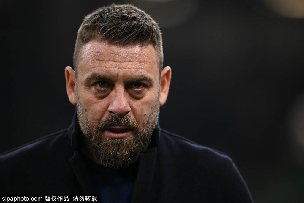 皇冠mos066_平紫百合皇冠mos066！阿莱格里：我们再次犯错 还需要大约36分来争欧冠资格