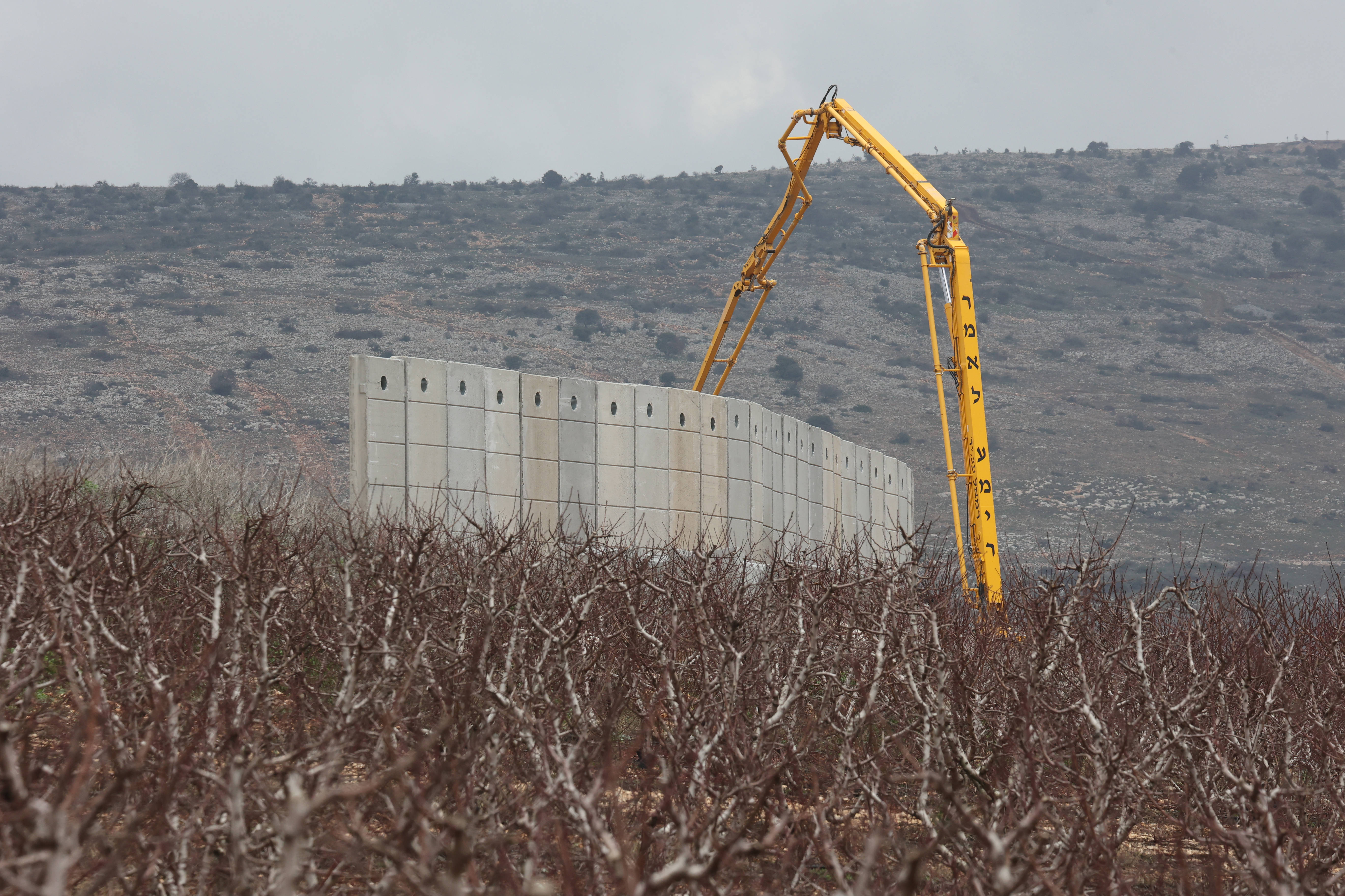 皇冠网址
_以色列在以黎边境地区修建隔离墙