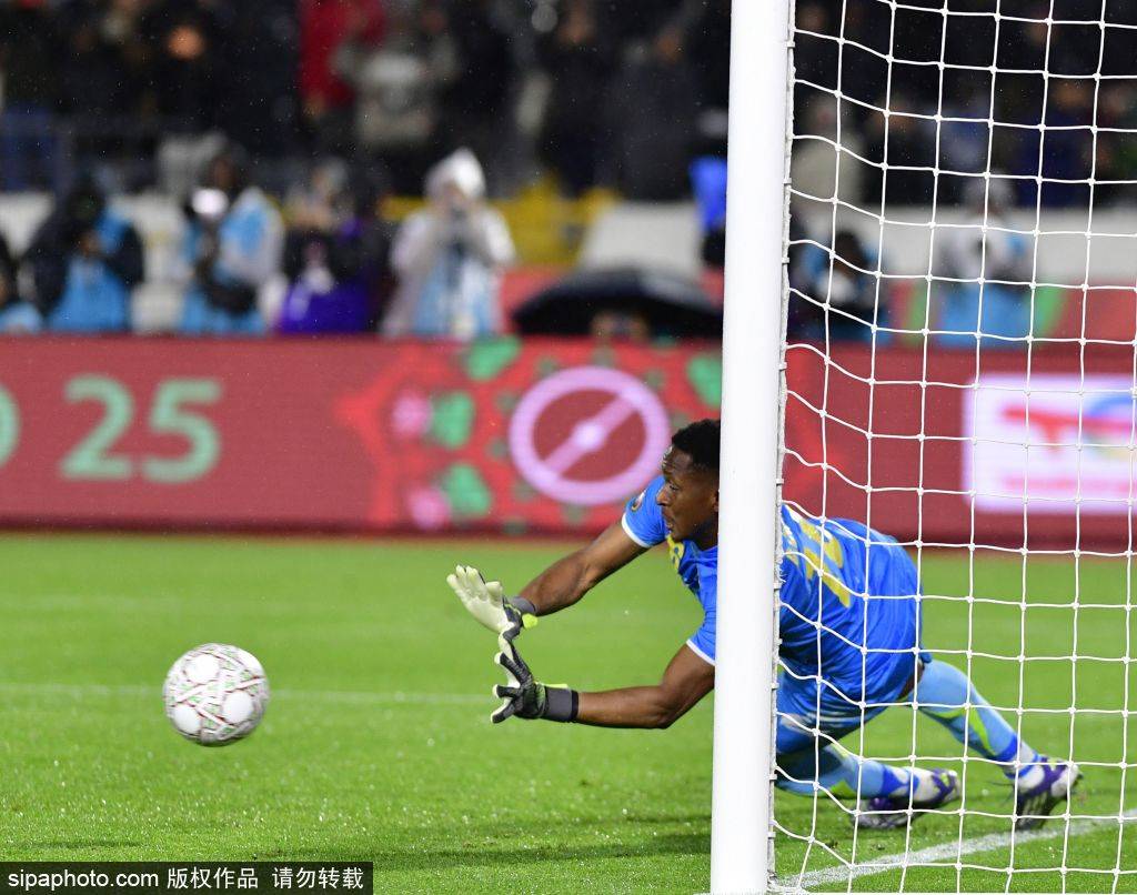 皇冠b盘
_U23亚洲杯裁判争议:错漏判频出皇冠b盘
,国足如何应对挑战?