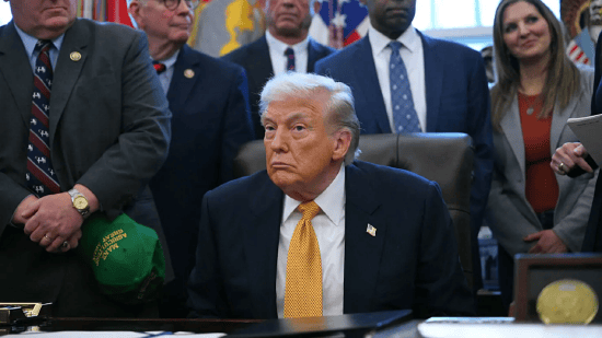 皇冠额度
_特朗普释放暂缓打击伊朗信号皇冠额度
,国际油价跌幅超1%