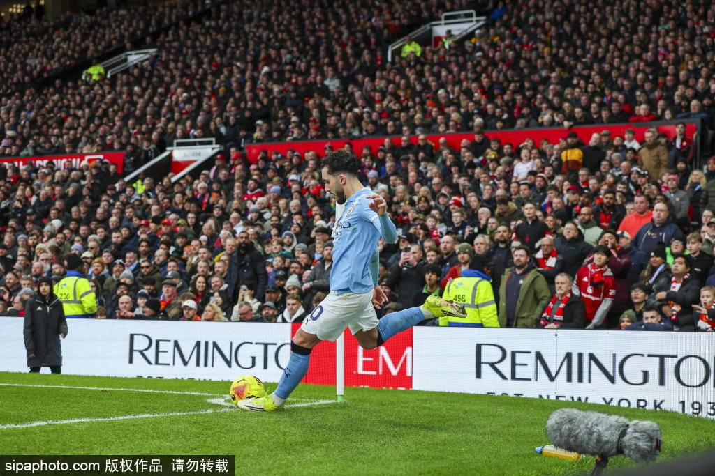 亚洲杯男足2023赛程_阿玛德模仿库尼亚魔性舞蹈亚洲杯男足2023赛程!这一段舞如何让曼联的庆祝更加疯狂?