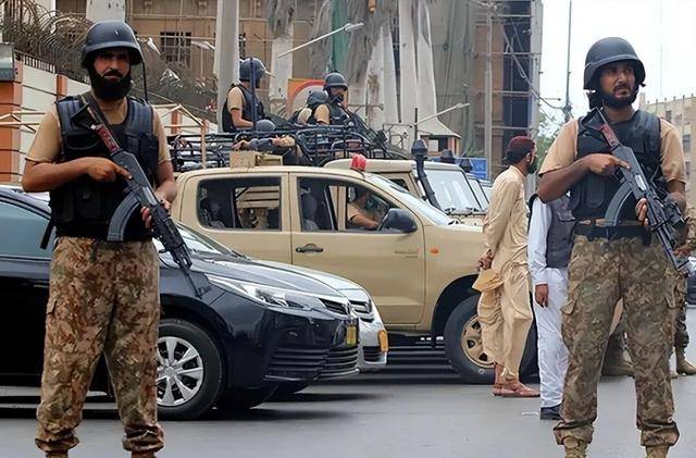 皇冠信用网会员账号_血债血偿!中巴情报网激活皇冠信用网会员账号,巴军3天击毙216人,却遭到残忍报复