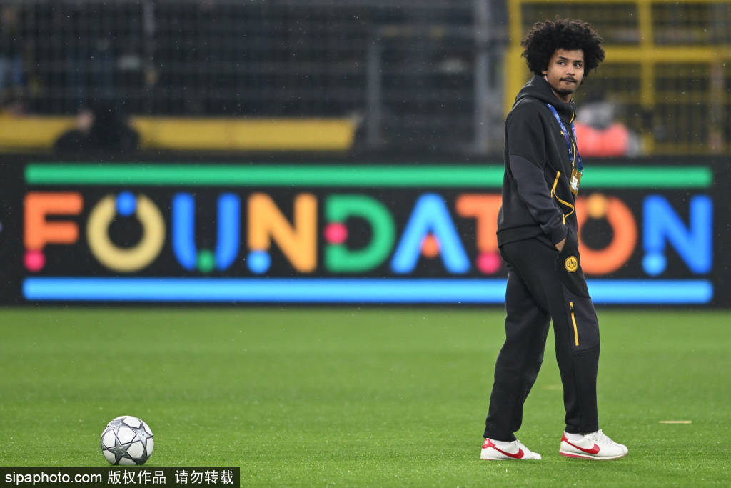 皇冠信用网在线注册_恰尔汗奥卢续约在即:国米为他准备了怎样的未来皇冠信用网在线注册?